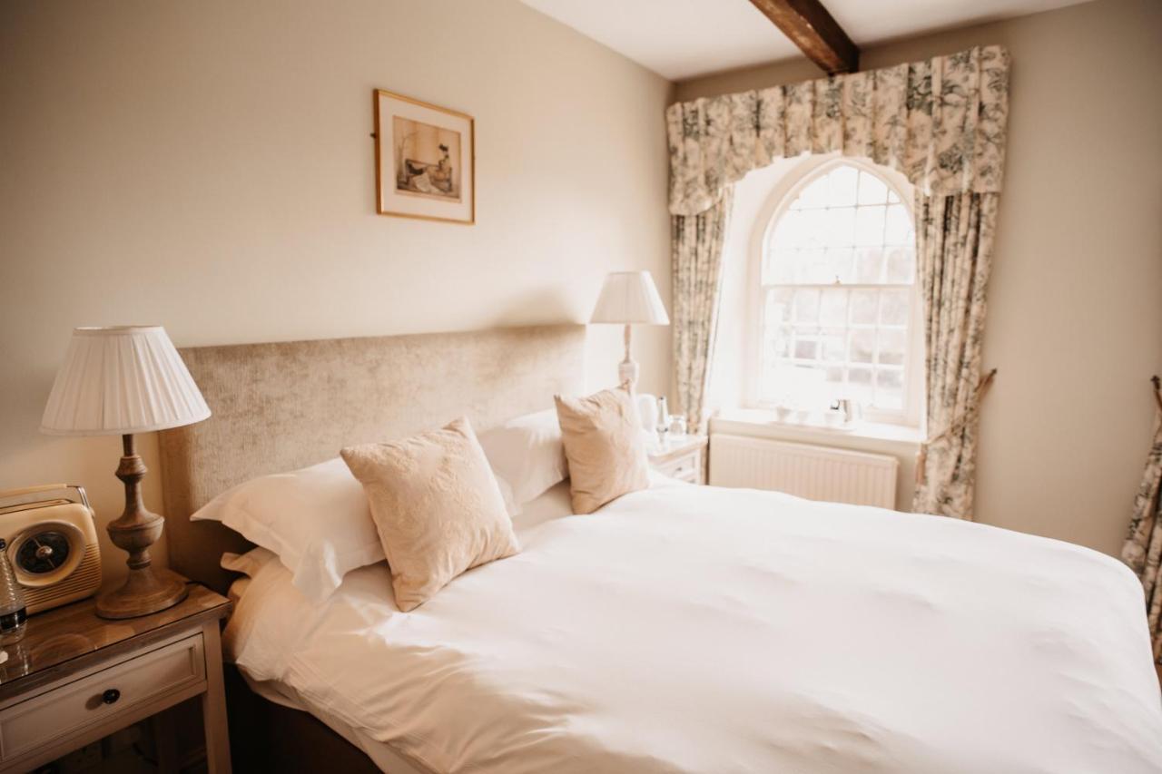 The Boar'S Head Hotel Harrogate Bagian luar foto