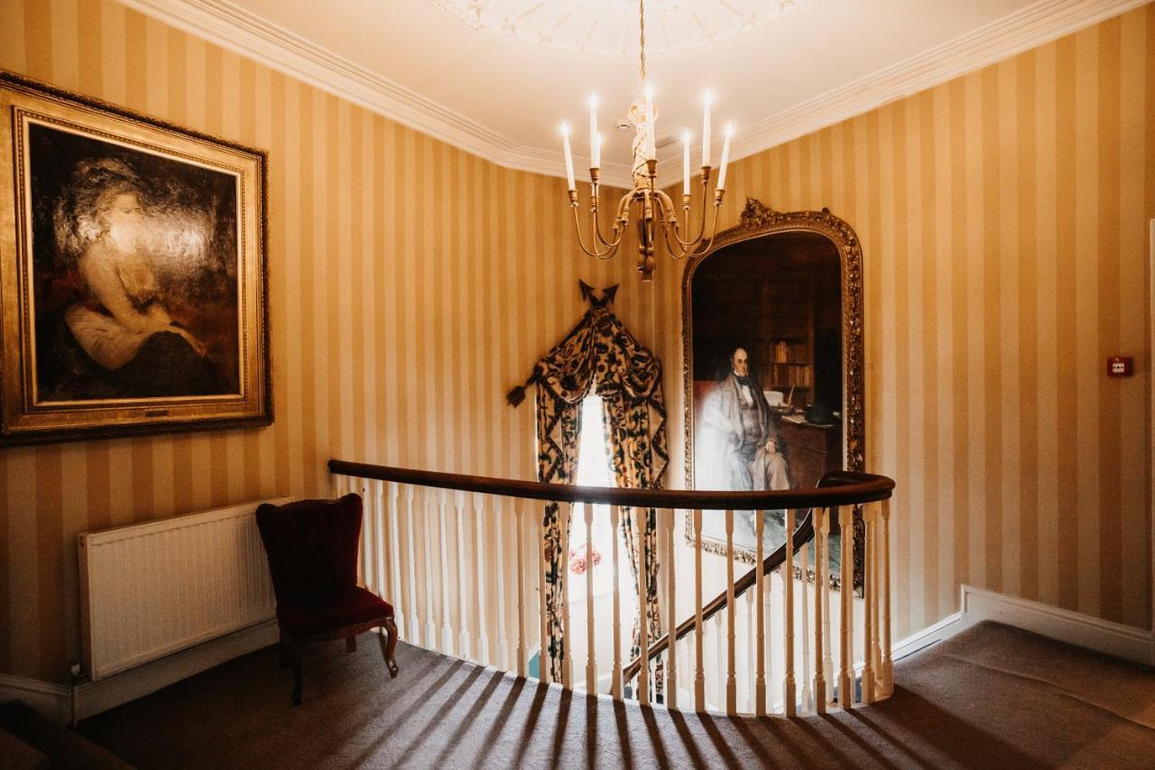 The Boar'S Head Hotel Harrogate Bagian luar foto